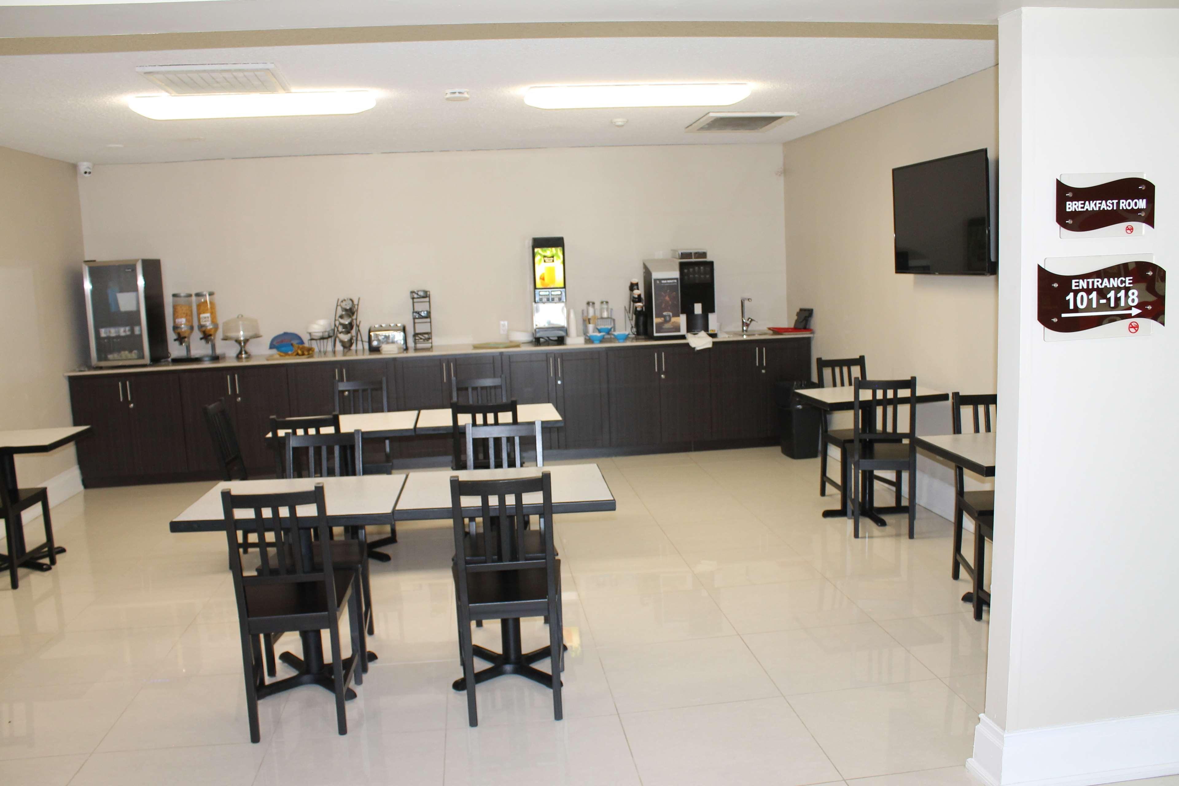 Surestay Hotel By Best Western Kemptville Exterior foto